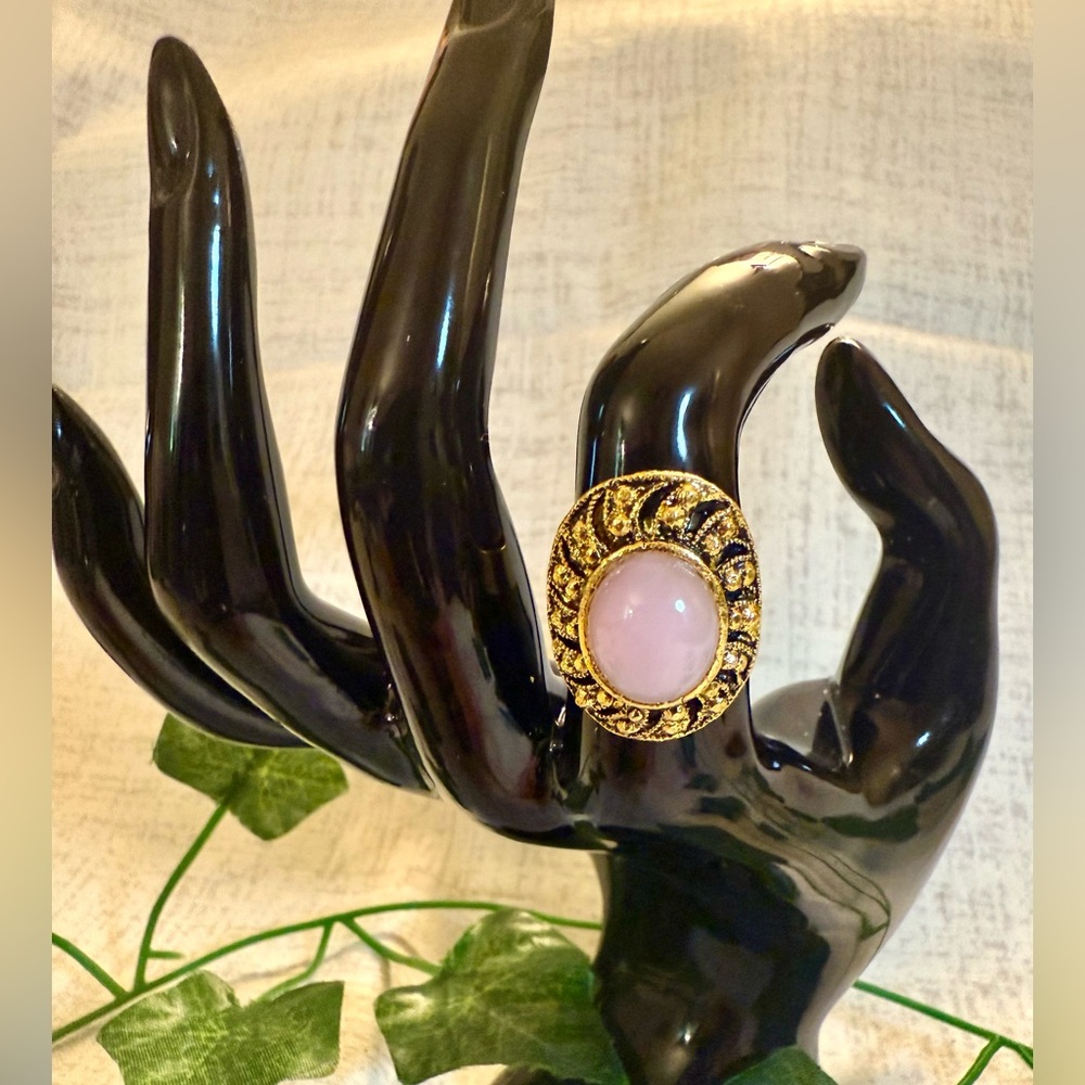 NWT Vintage-Inspired Gold Statement Ring w/Pink Oval Stone, Adjustable